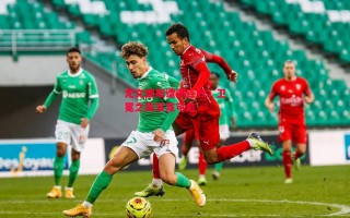 星空体育官方网站-尤文图斯遭遇连败，卫冕之路岌岌可危