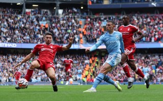 曼城速度横扫对手，展现出色攻势