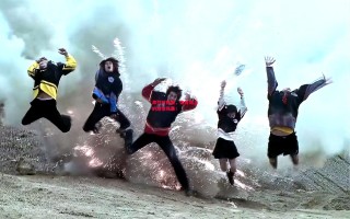 星空体育官方网站-激烈对抗赛，体育场上的激情风暴！