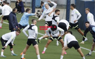 星空体育官方网站-曼城球员状态回升，备战下轮比赛