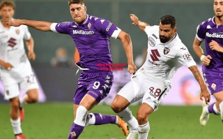 星空体育官网入口-佛罗伦萨球队备战优秀，全队备战誓死拼搏