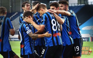 星空体育app-真灰黑军团不敌亚特兰大，遗憾输掉争胜战