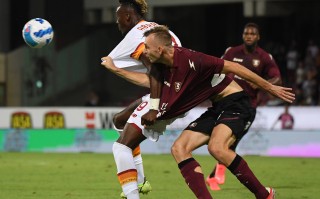 阿特拉斯俱乐部主场惨败拉涅罗，升班马身份岌岌可危