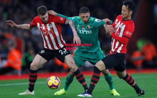 星空体育官网入口-纽伦堡队在近期比赛中迎来挑战