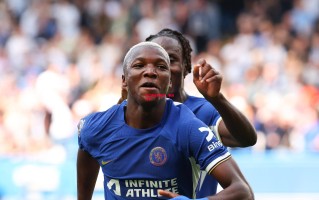 星空体育-切尔西后防稳固，零封对手！