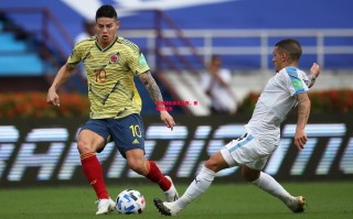 星空体育官网-美洲球队稳定发挥，晋级四强赛